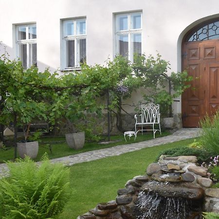 Lovecky Apartman Na Namesti Ve Frenstate Pod Radhostem Frenštát pod Radhoštěm 외부 사진