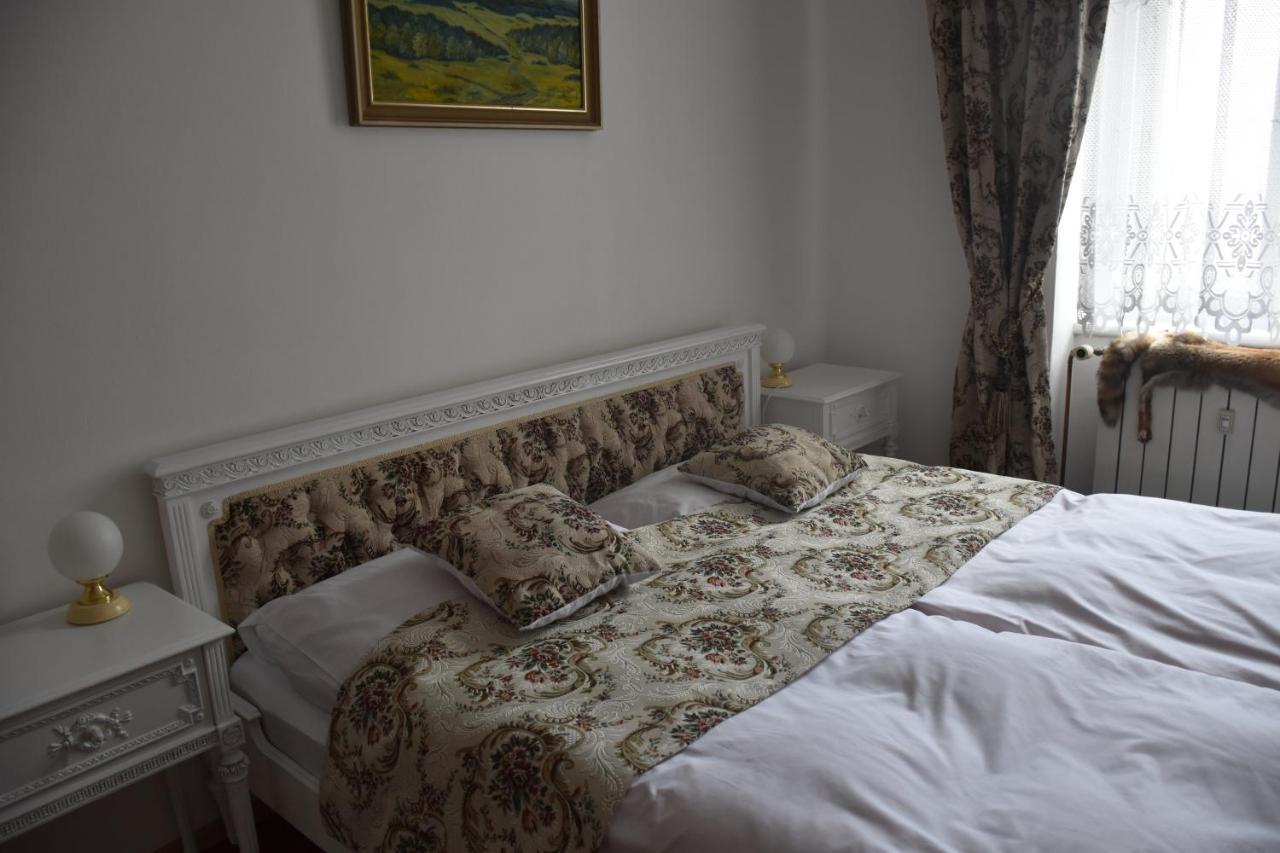 Lovecky Apartman Na Namesti Ve Frenstate Pod Radhostem Frenštát pod Radhoštěm 외부 사진