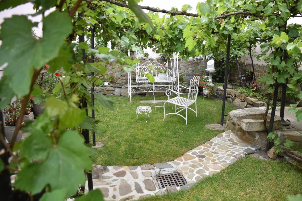 Lovecky Apartman Na Namesti Ve Frenstate Pod Radhostem Frenštát pod Radhoštěm 외부 사진
